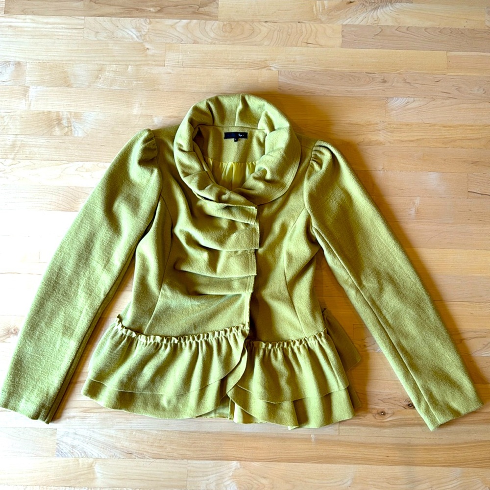 Ryu Chartreuse Soft Poly Ruffled Blazer Jacket, size Large, L